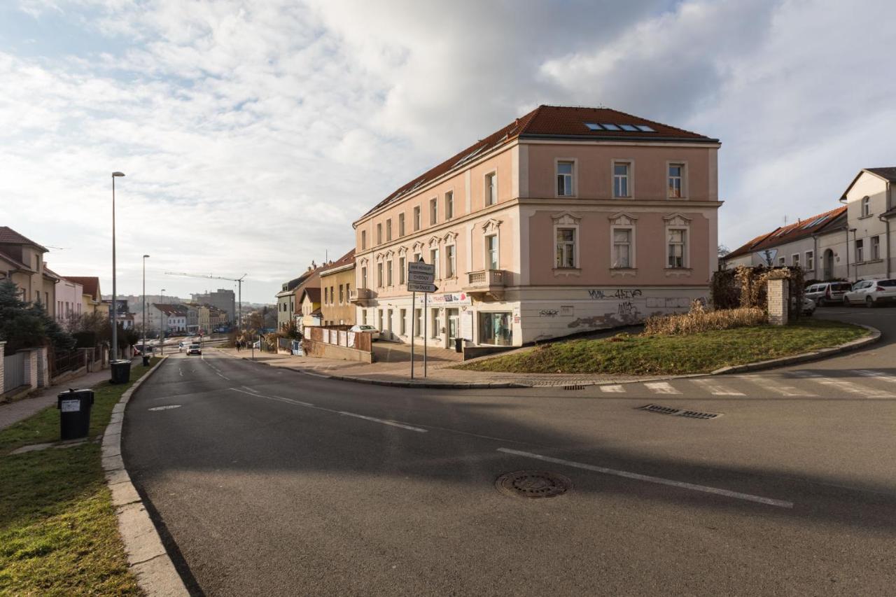 Sunshine Apartment Near The City Center Prag Exterior foto
