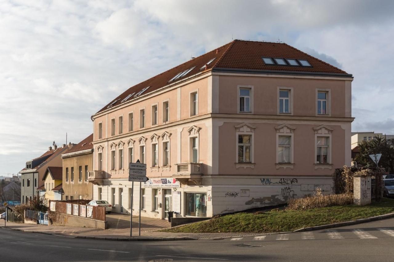 Sunshine Apartment Near The City Center Prag Exterior foto